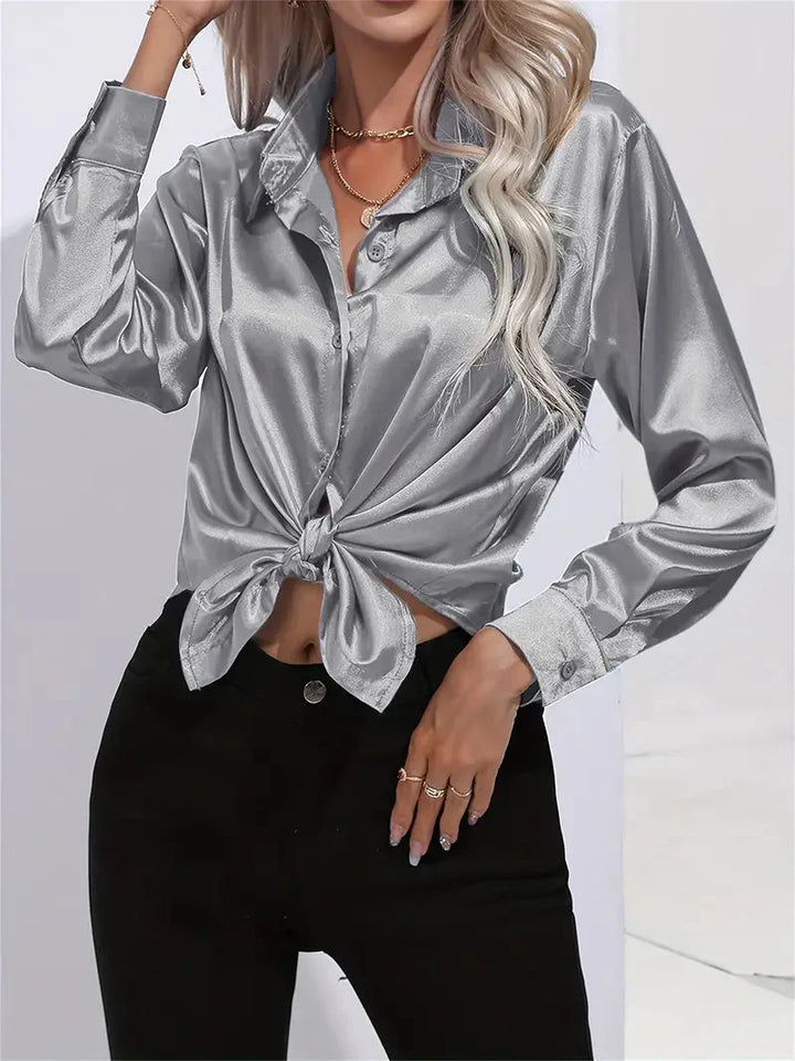 Ula| Chemise boutonnée pour femmes pour un look chic