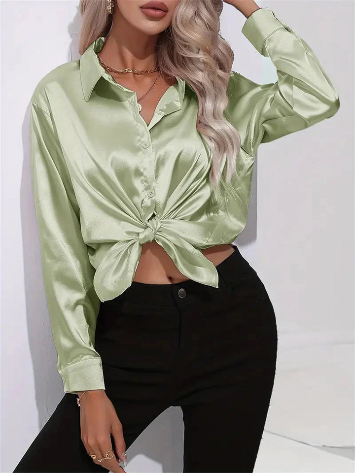 Ula| Chemise boutonnée pour femmes pour un look chic
