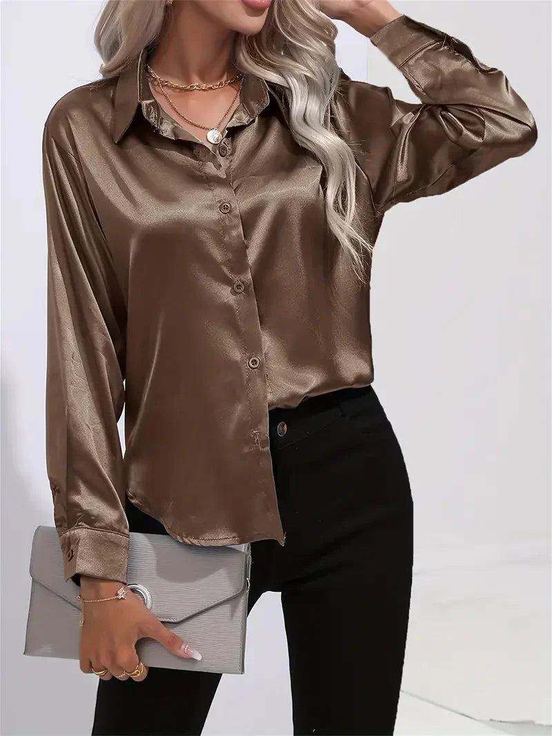 Ula| Chemise boutonnée pour femmes pour un look chic