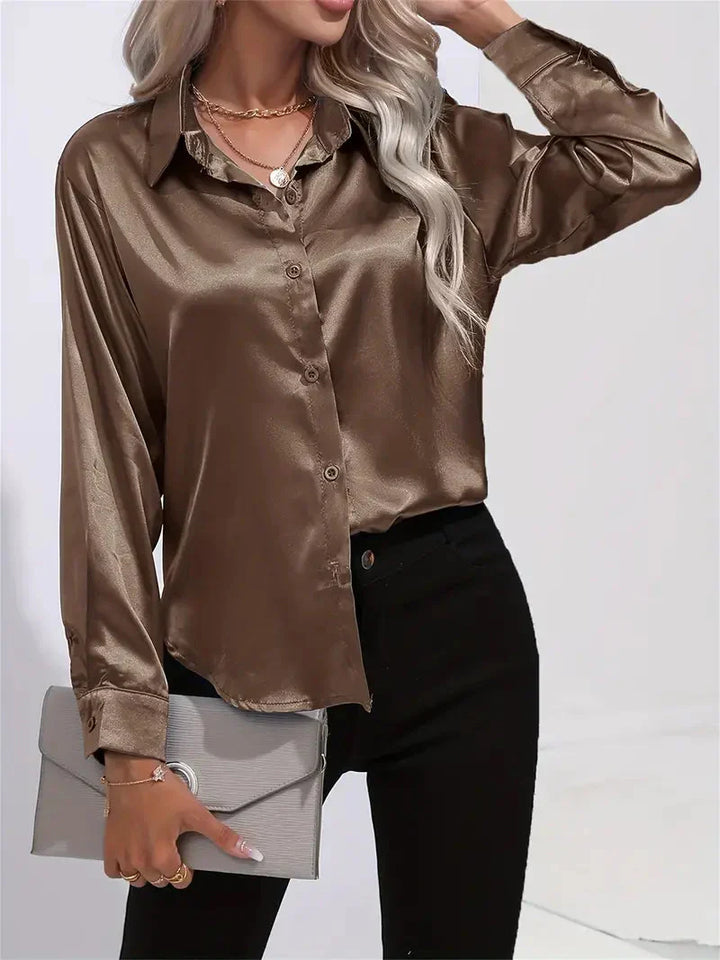 Ula| Chemise boutonnée pour femmes pour un look chic