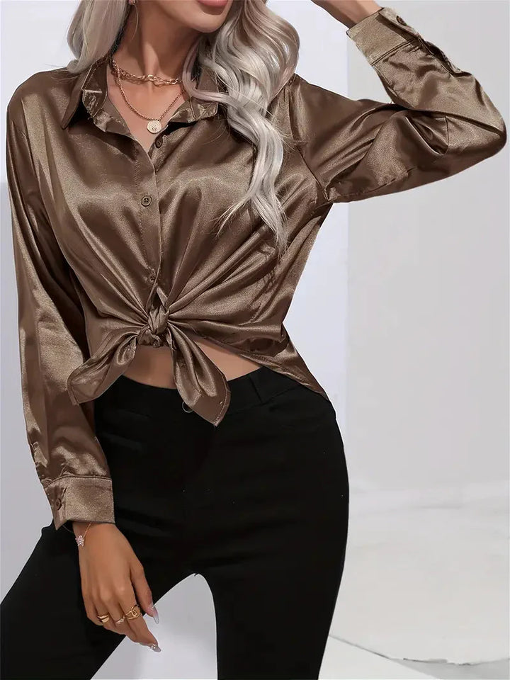 Ula| Chemise boutonnée pour femmes pour un look chic