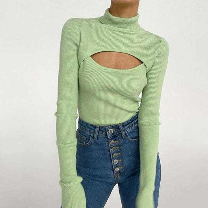 Tove | Elegant Split Top