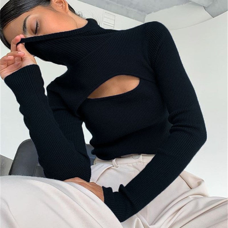 Tove | Elegant Split Top
