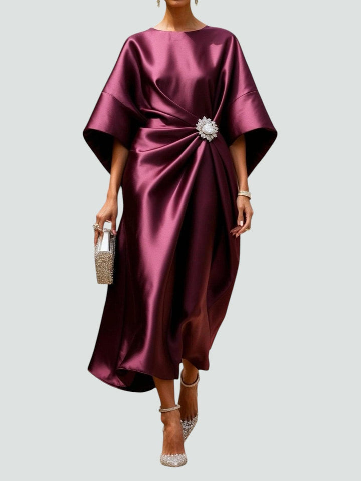 Robe Drapée Élégante pour Femme | Détail Bijou Tenue de Soirée