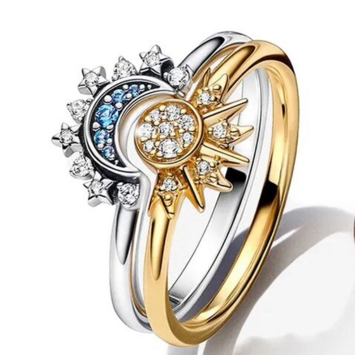 Amara| Bague en argent étincelante avec lune, soleil et cristal
