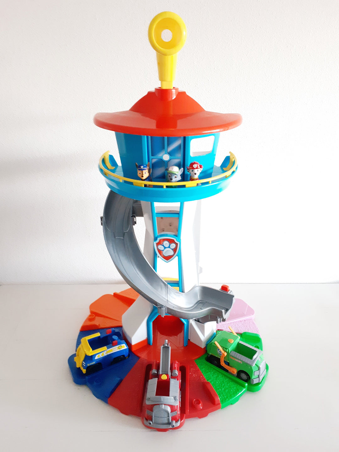 Set de rampe de voiture pour enfants | 6 mini voitures et toboggan