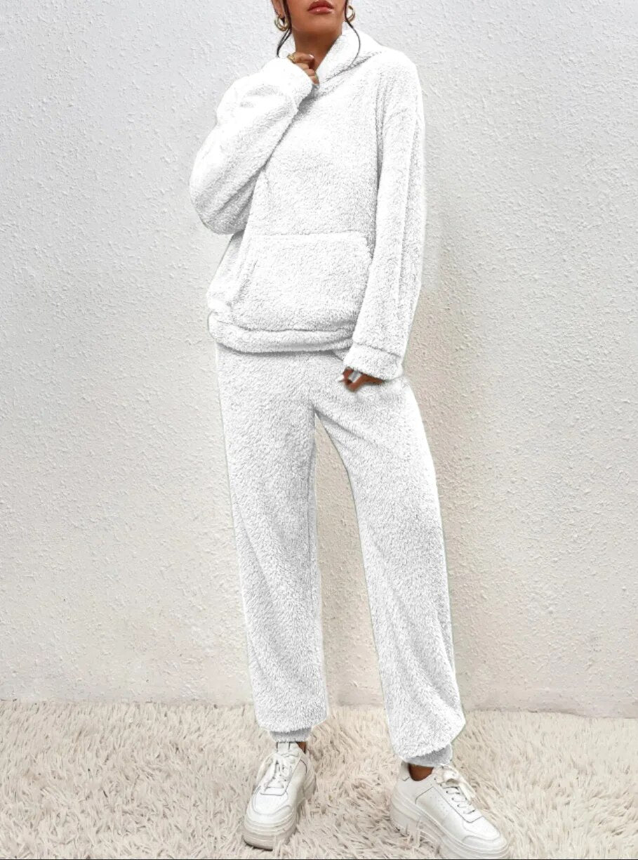 2-Piece Women's Fleece Lounge Set | Cozy Hoodie and Joggers