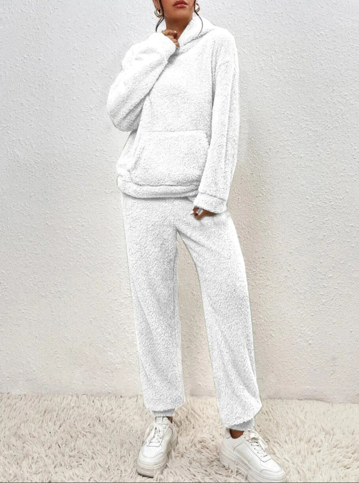 2-Piece Women's Fleece Lounge Set | Cozy Hoodie and Joggers