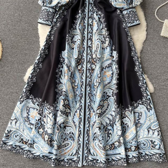 Aribella| Robe à ligne A fleurie
